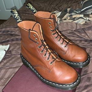 Dr Martens Made in England 1460 Pascal